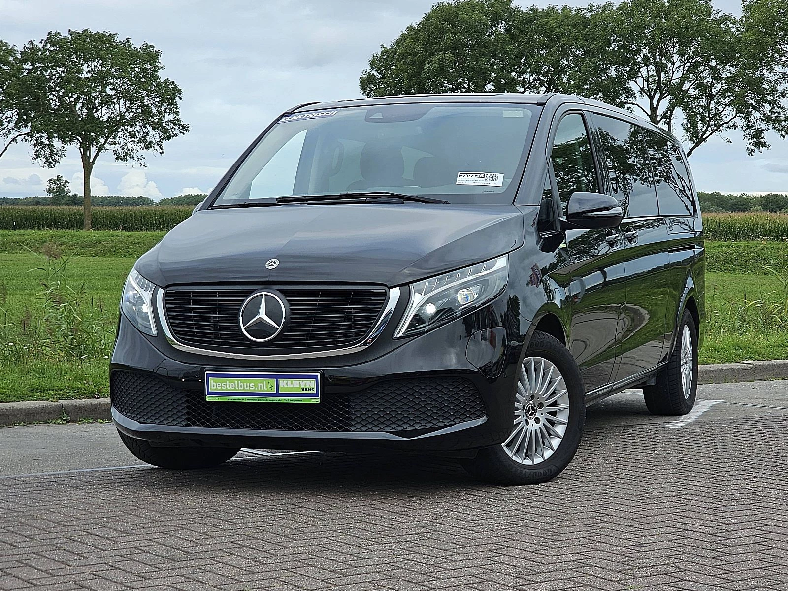 Hoofdafbeelding Mercedes-Benz EQV