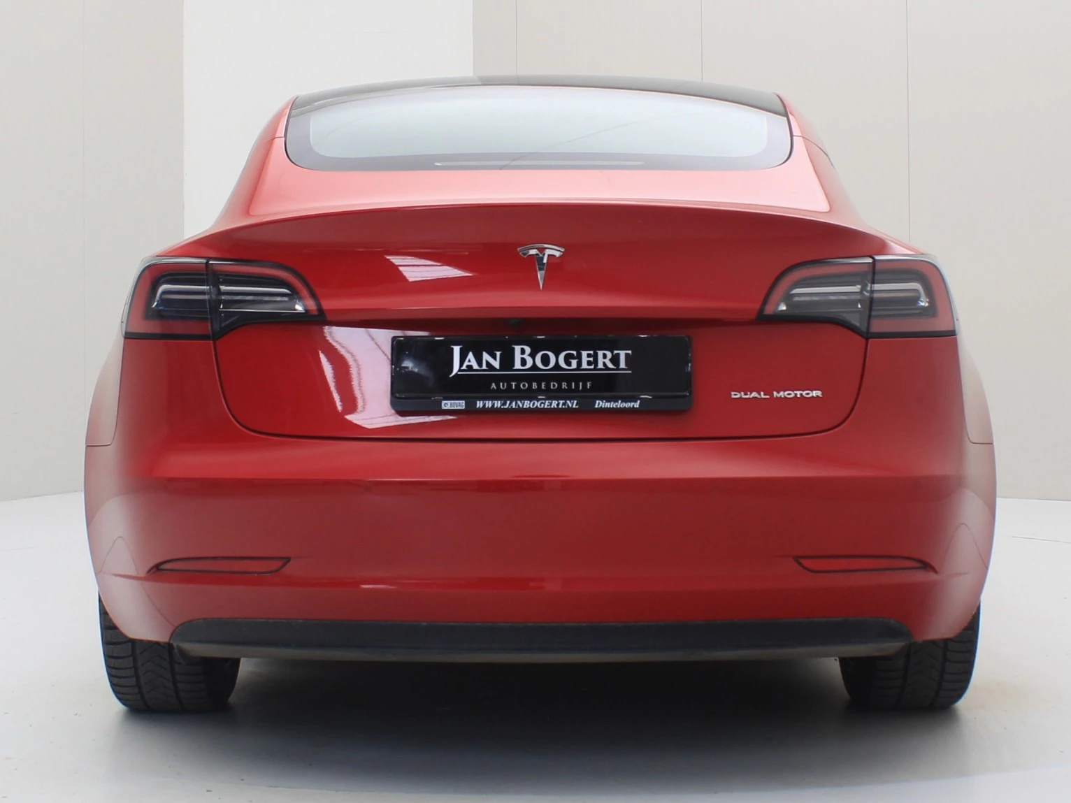 Hoofdafbeelding Tesla Model 3