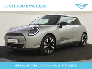 MINI Electric Hatchback Cooper SE Classic / Panoramadak / LED / Head-Up / Parking Assistant / Stoelverwarming / Comfort Access