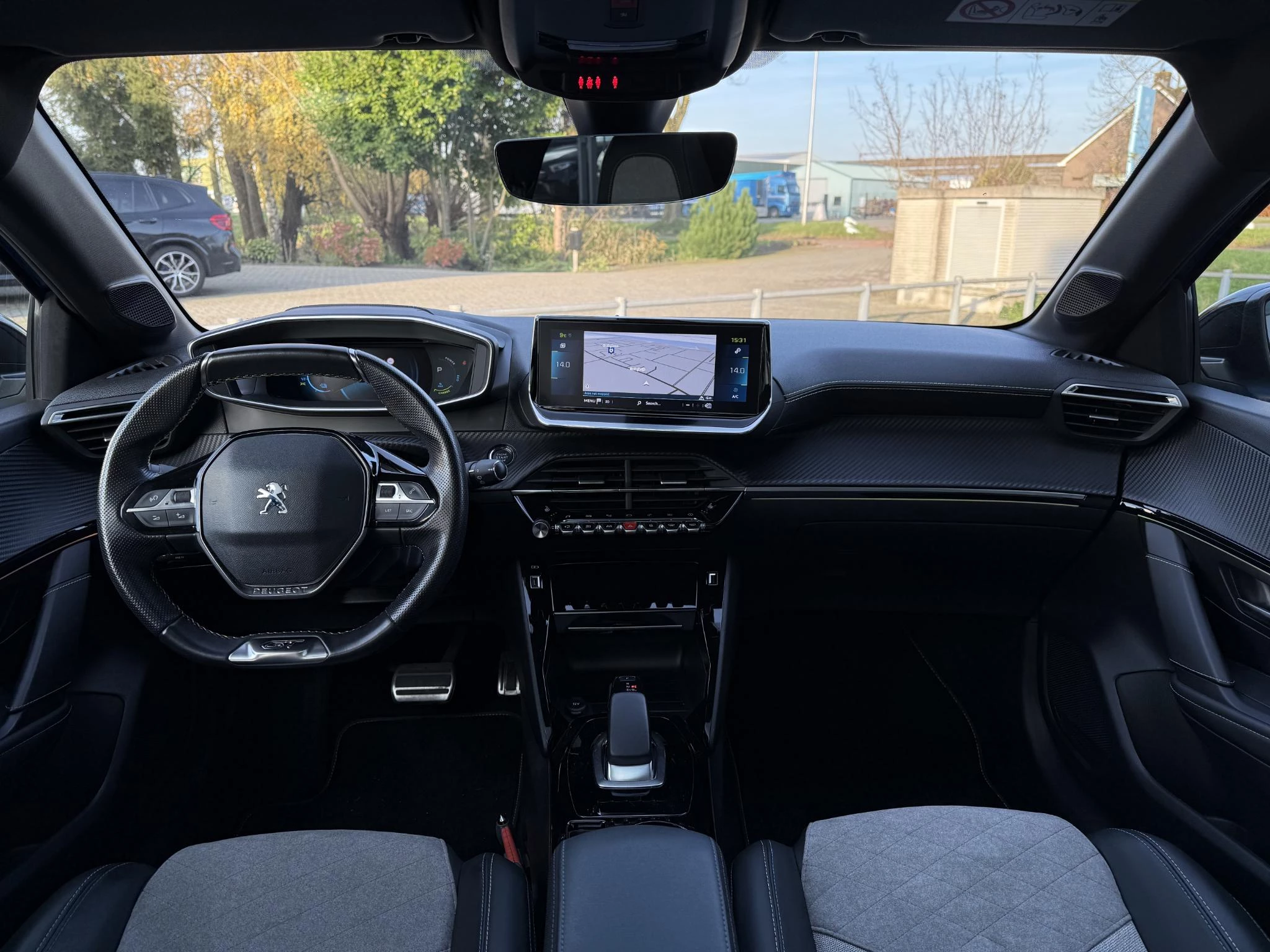 Hoofdafbeelding Peugeot e-208