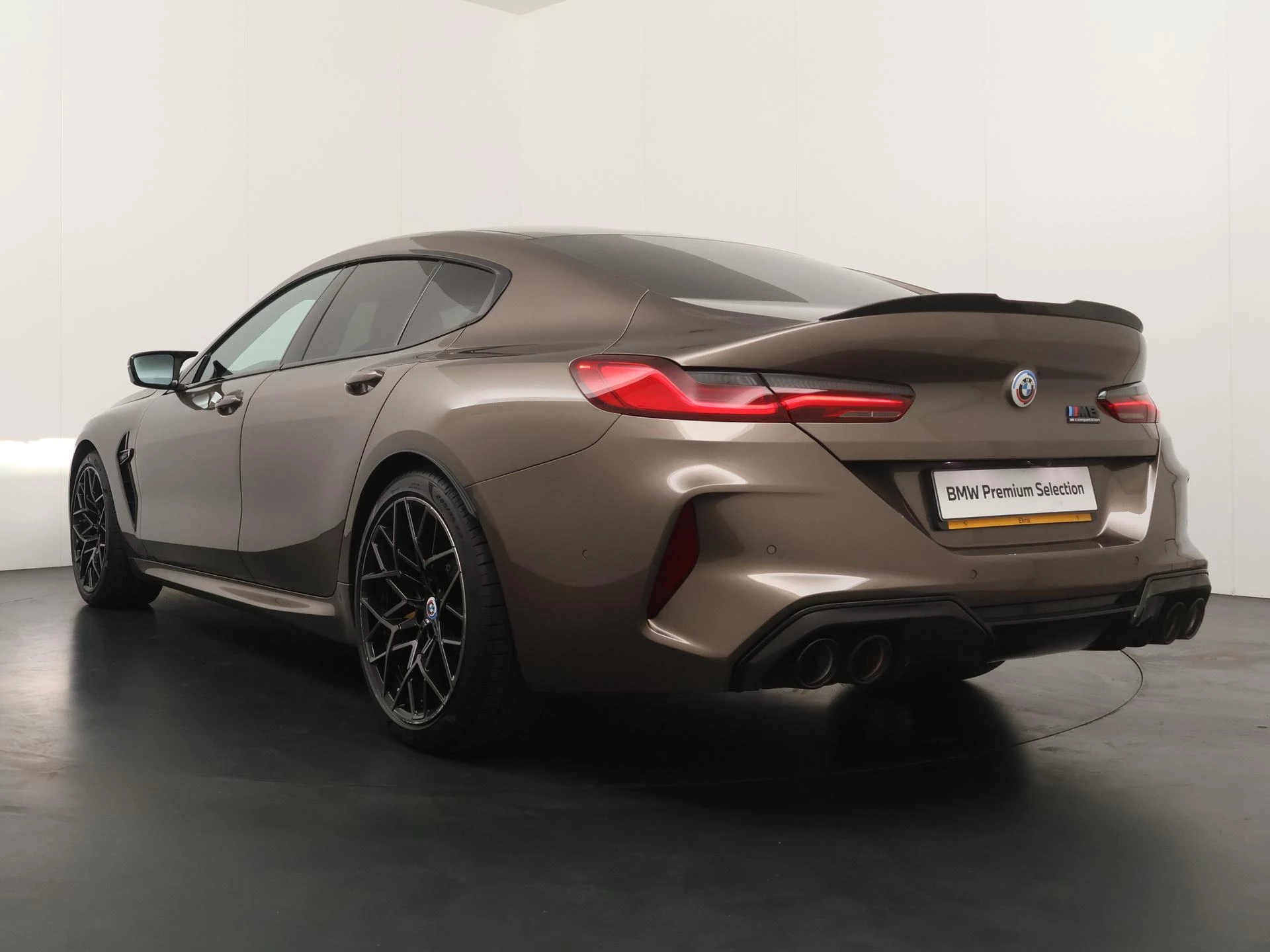 Hoofdafbeelding BMW M8