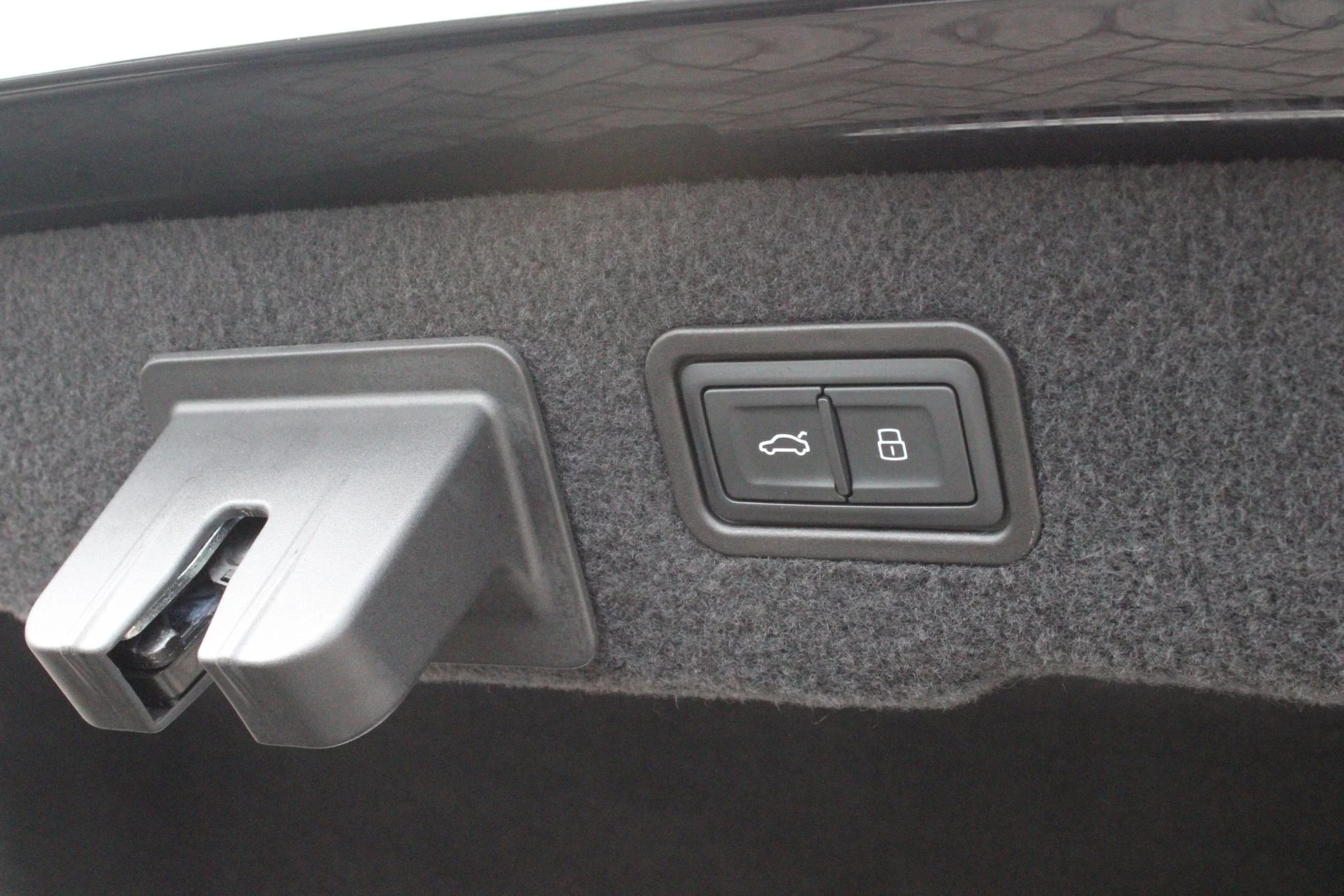 Hoofdafbeelding Audi A8