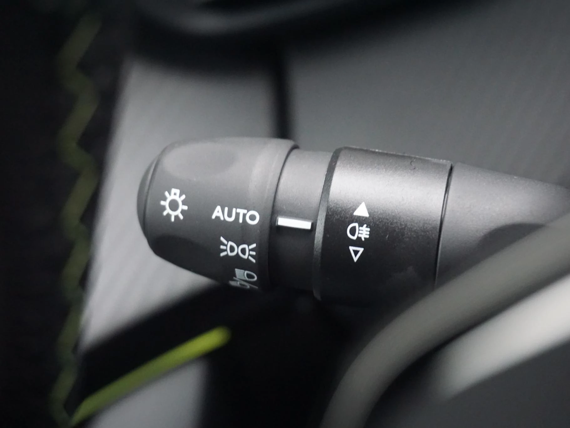 Hoofdafbeelding Peugeot e-208