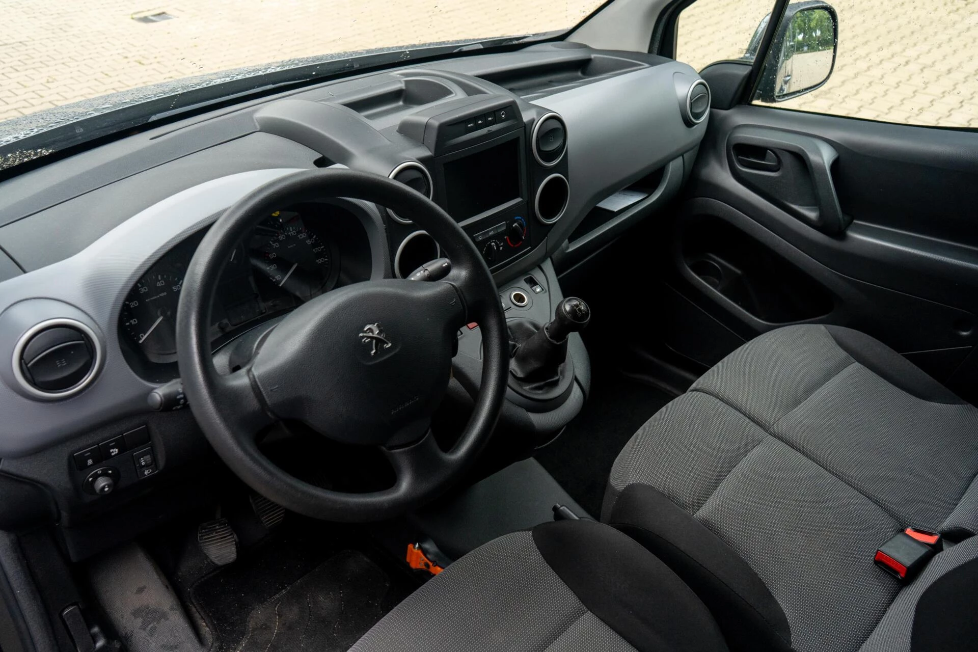 Hoofdafbeelding Peugeot Partner