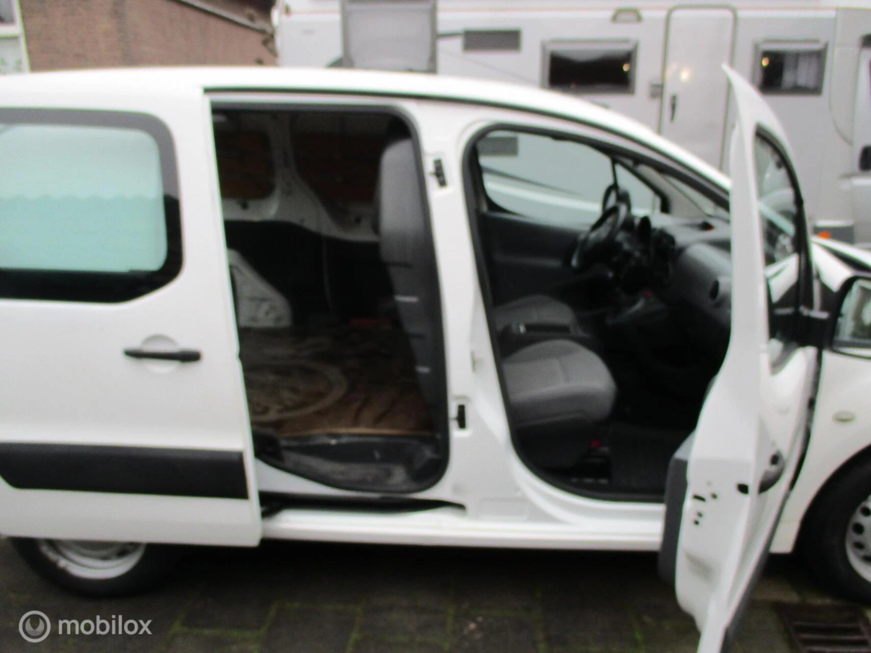 Hoofdafbeelding Peugeot Partner