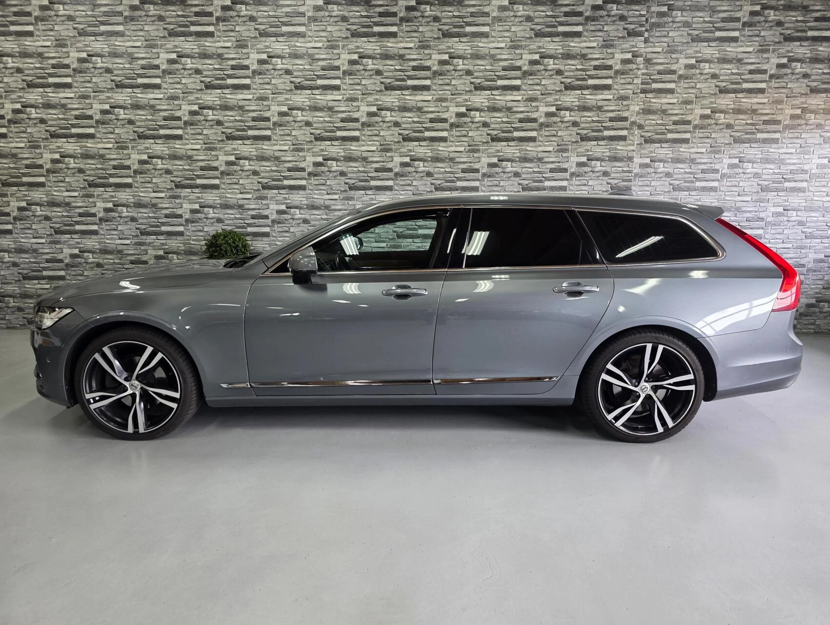 Hoofdafbeelding Volvo V90