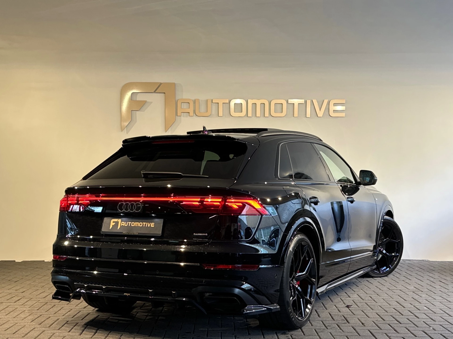 Hoofdafbeelding Audi Q8