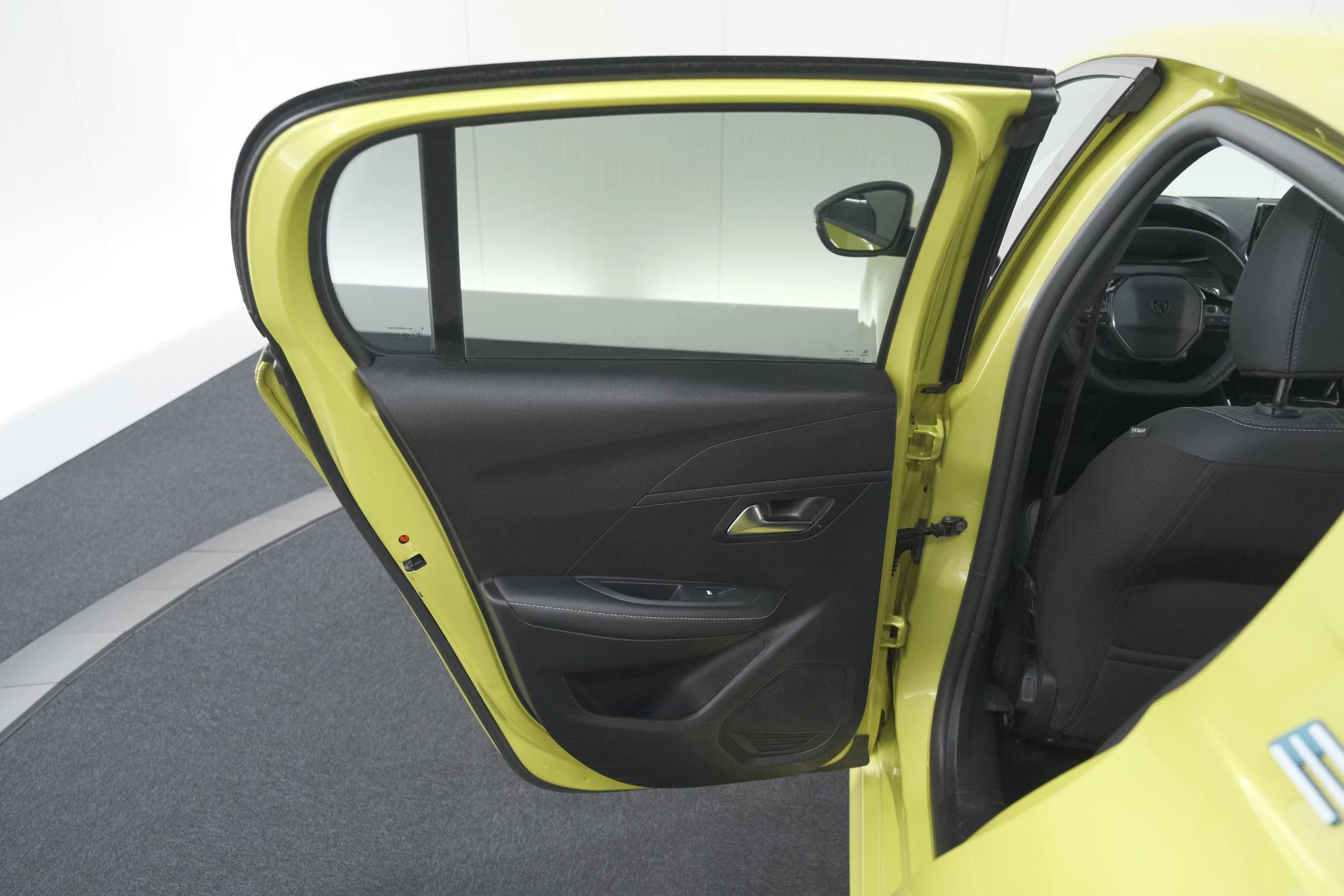 Hoofdafbeelding Peugeot e-208