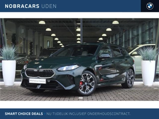 Hoofdafbeelding BMW 1 Serie BMW 1 Serie 120 High Executive M Sport Automaat / Panoramadak / Sportstoelen / Adaptieve LED / M Adaptief onderstel / Parking Assistant Plus / Head-Up / Stuurverwarming