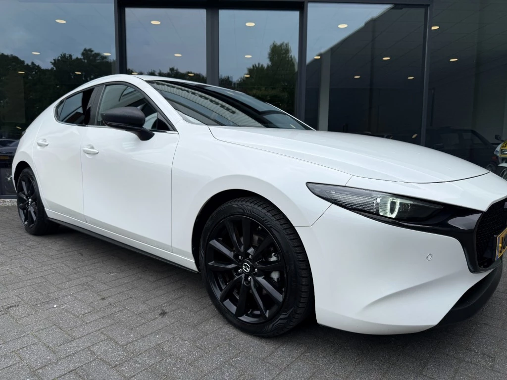 Hoofdafbeelding Mazda 3