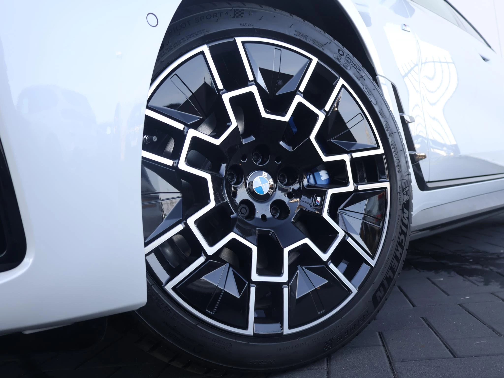 Hoofdafbeelding BMW i4