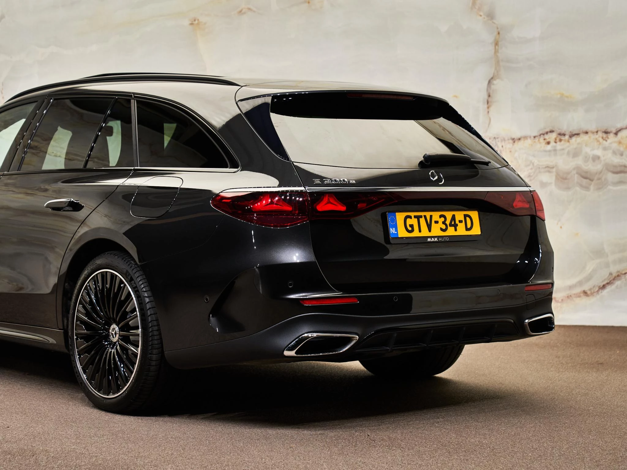 Hoofdafbeelding Mercedes-Benz E-Klasse