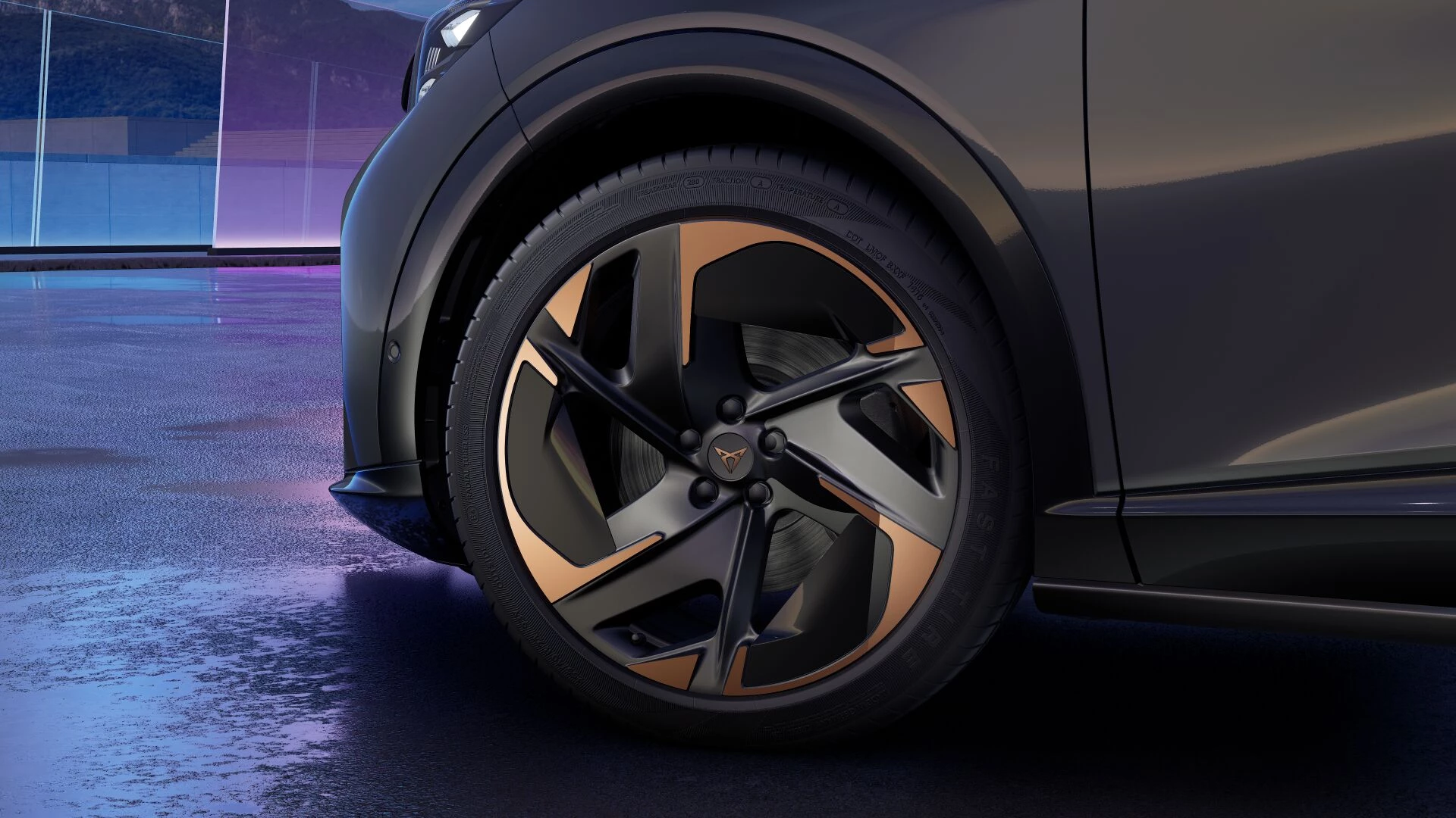 Hoofdafbeelding CUPRA Tavascan