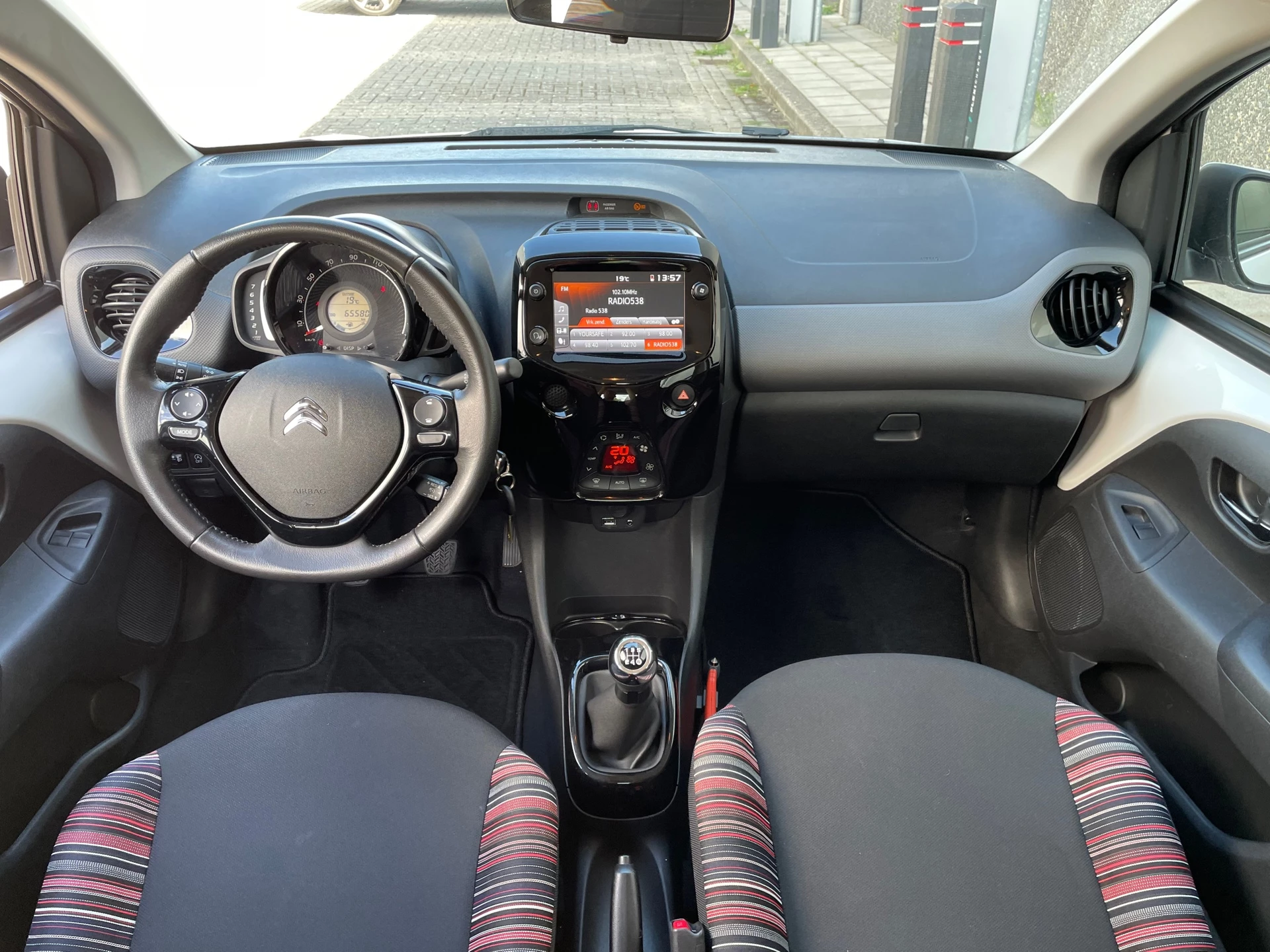 Hoofdafbeelding Citroën C1