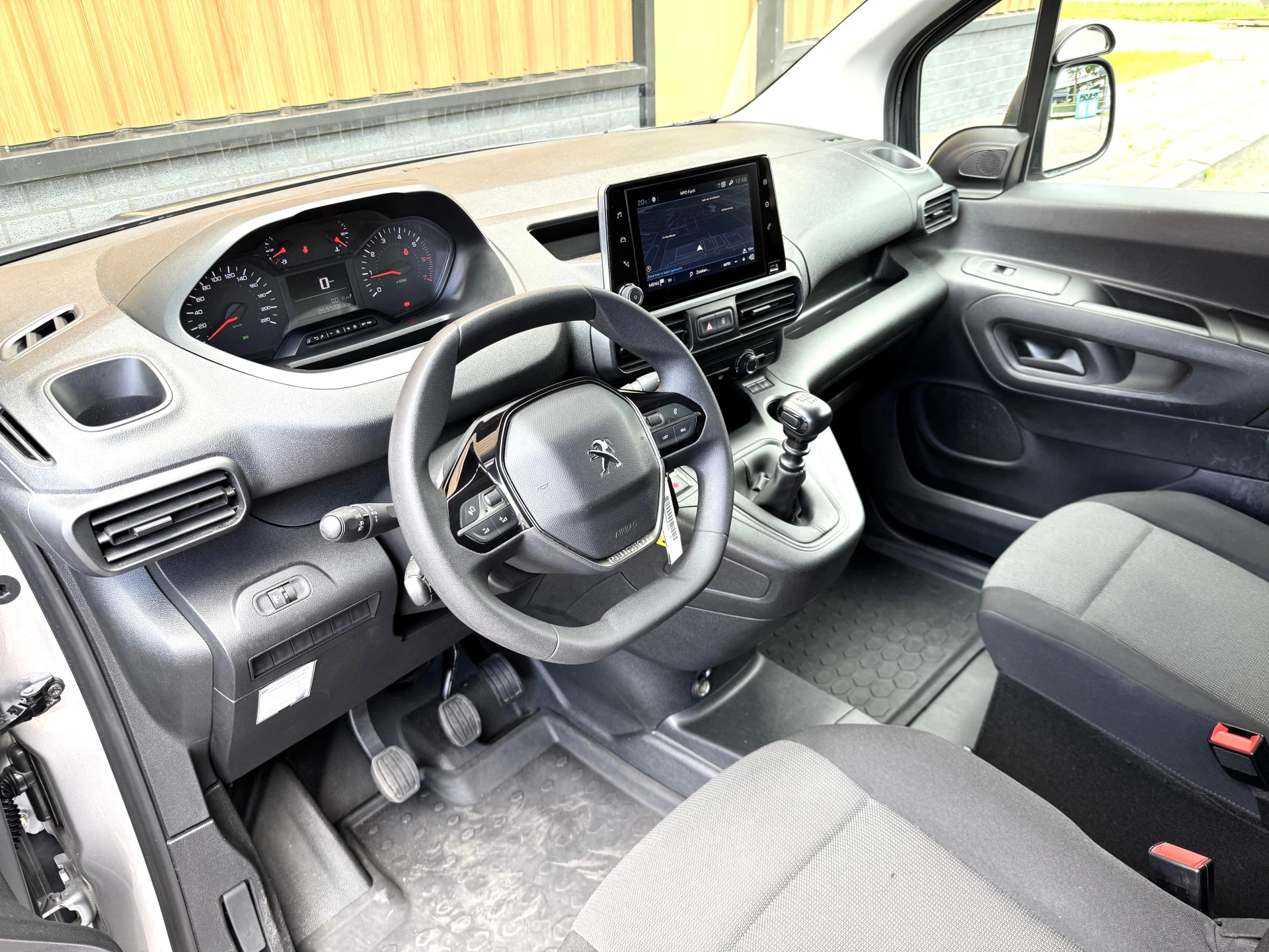 Hoofdafbeelding Peugeot Partner