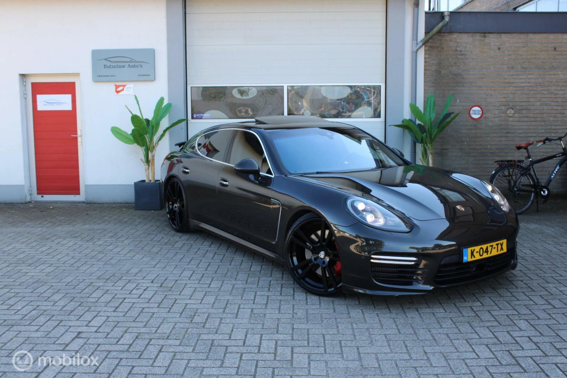 Hoofdafbeelding Porsche Panamera