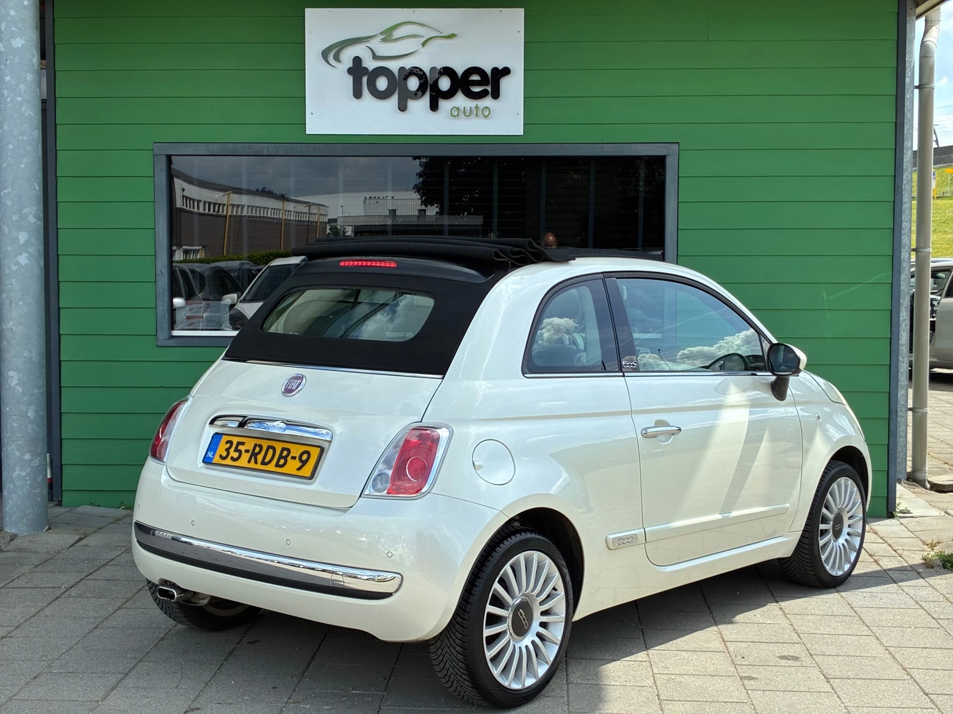Hoofdafbeelding Fiat 500C