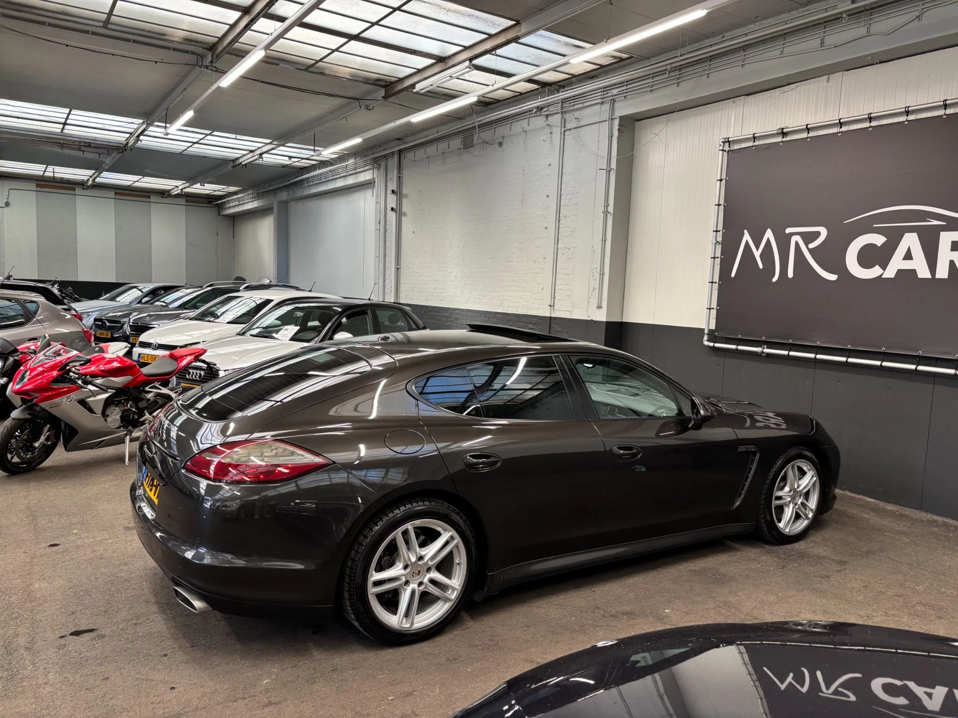 Hoofdafbeelding Porsche Panamera