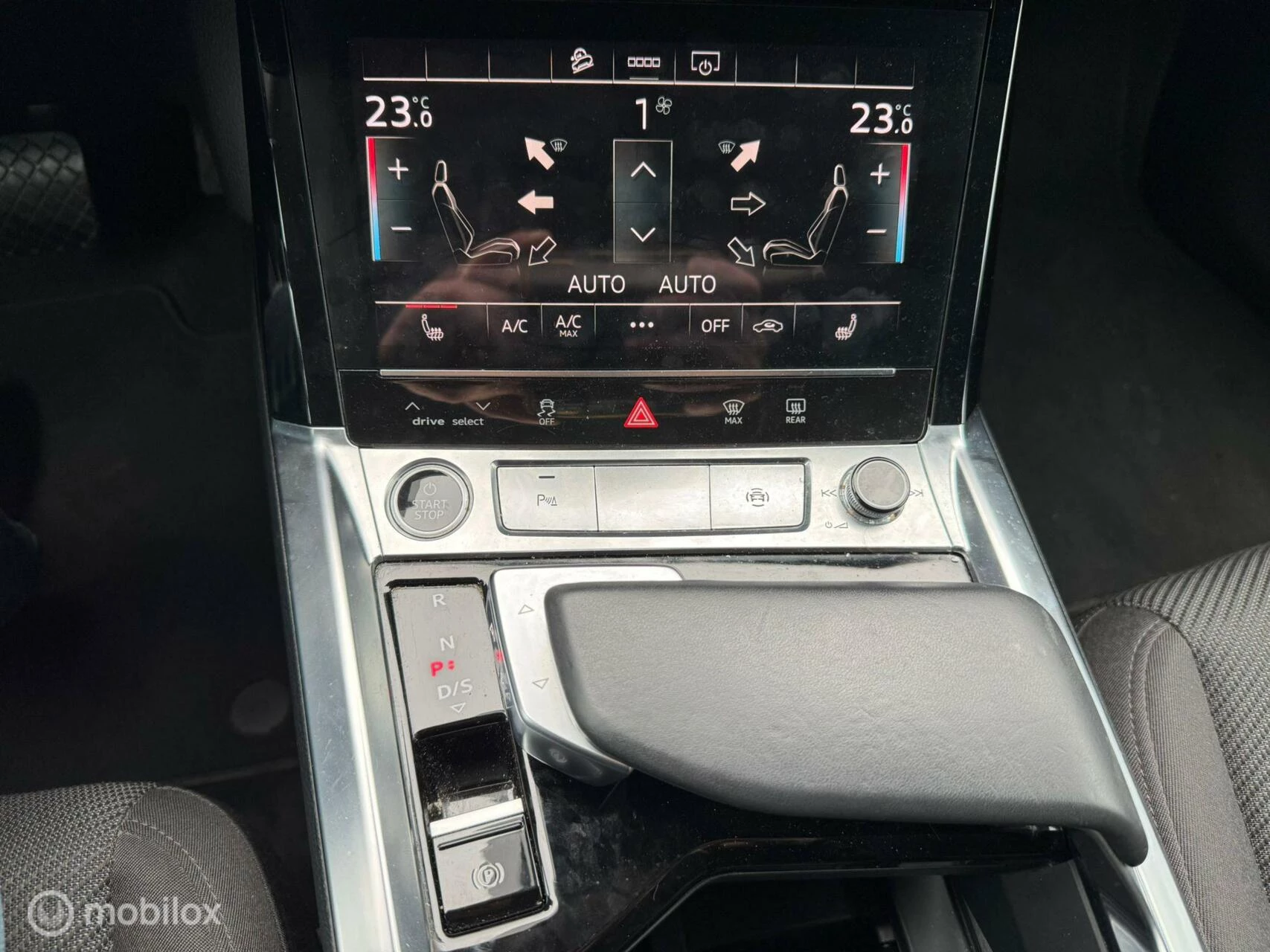 Hoofdafbeelding Audi e-tron