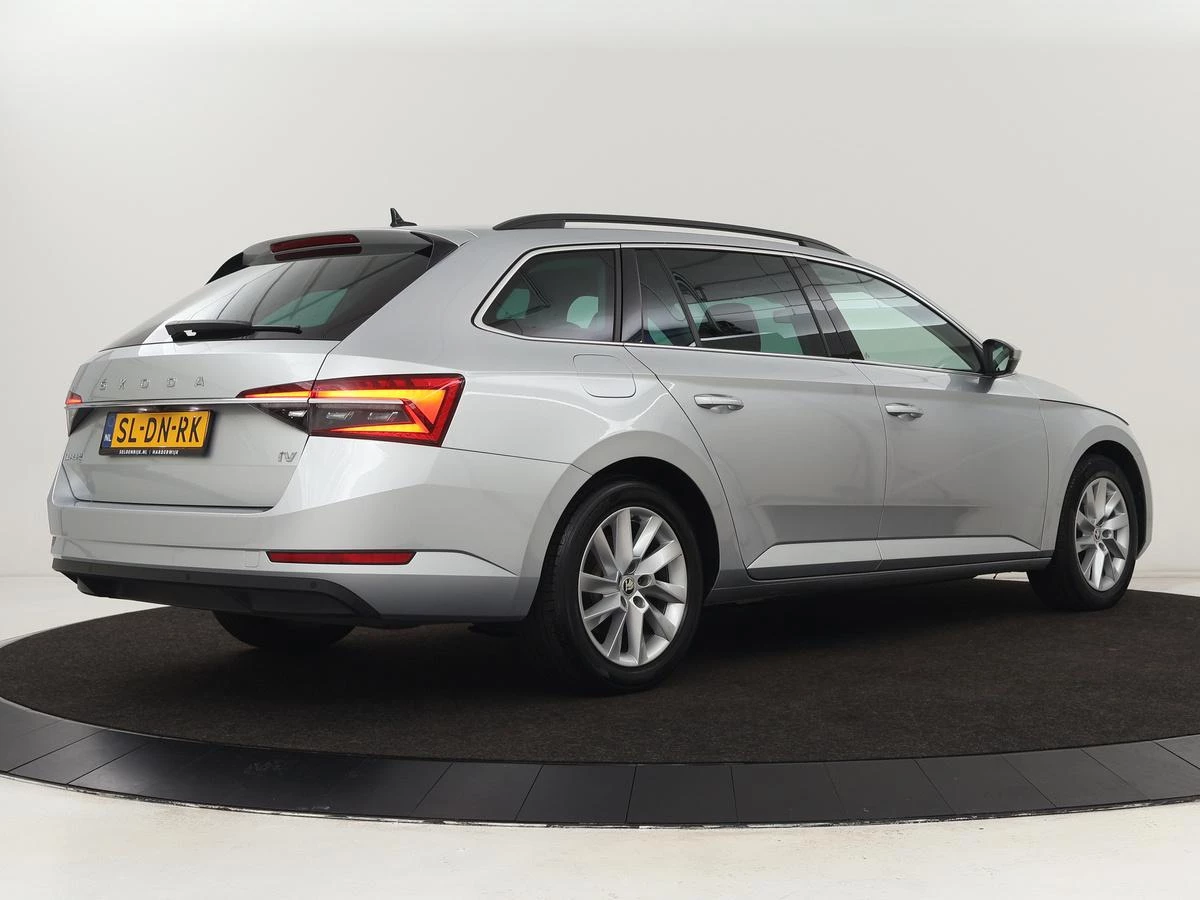 Hoofdafbeelding Škoda Superb
