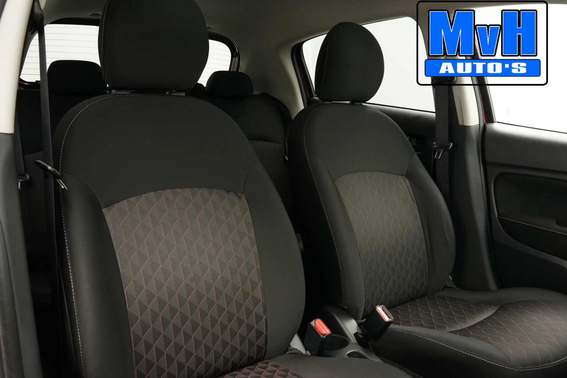 Hoofdafbeelding Mitsubishi Space Star