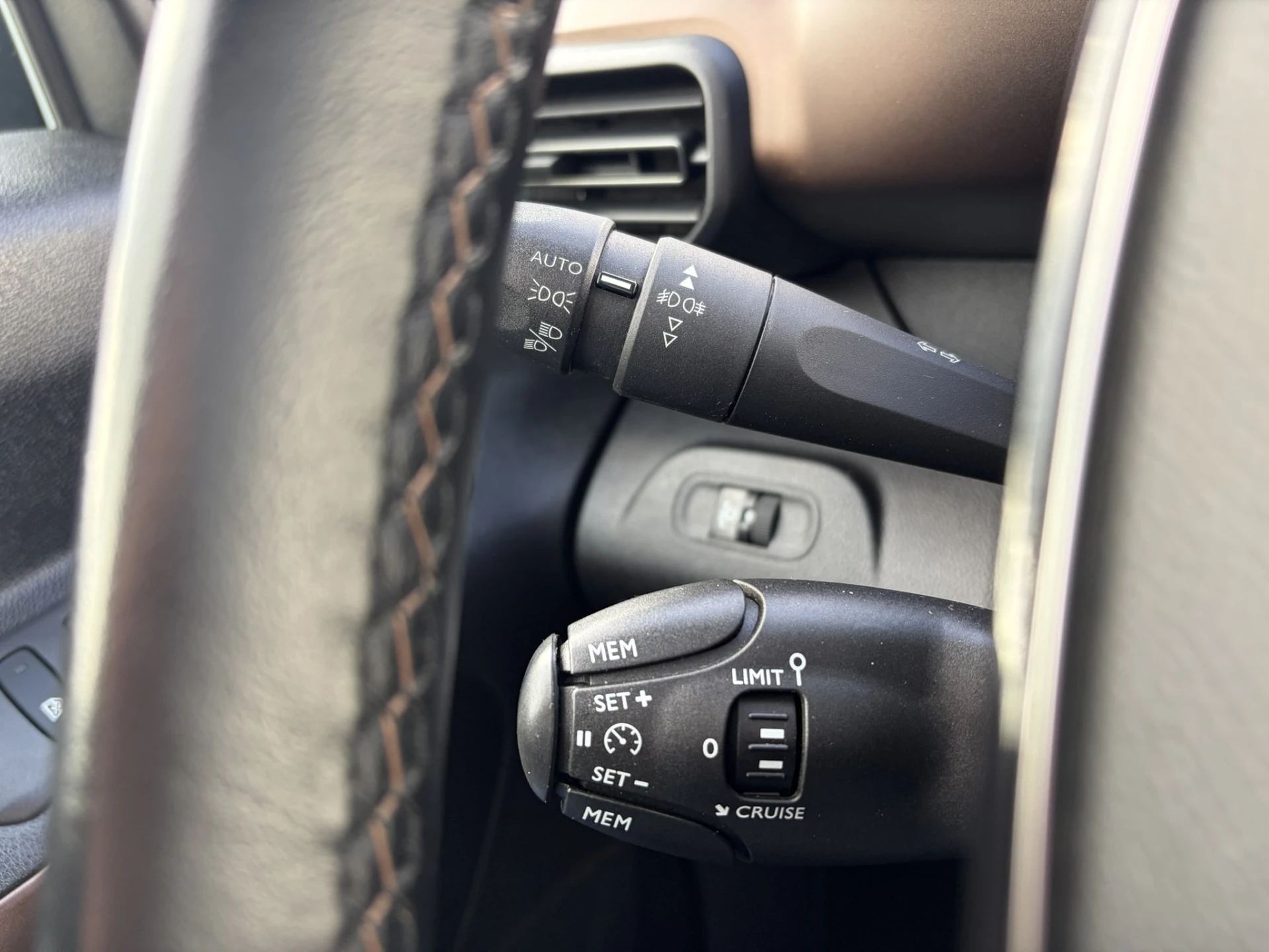 Hoofdafbeelding Peugeot Rifter