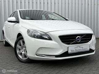 Volvo V40 1.6 T2 Momentum | Camera | Navi | Trekhaak | PDC | 2015 | 120pk | Bluetooth | Volledige historie |