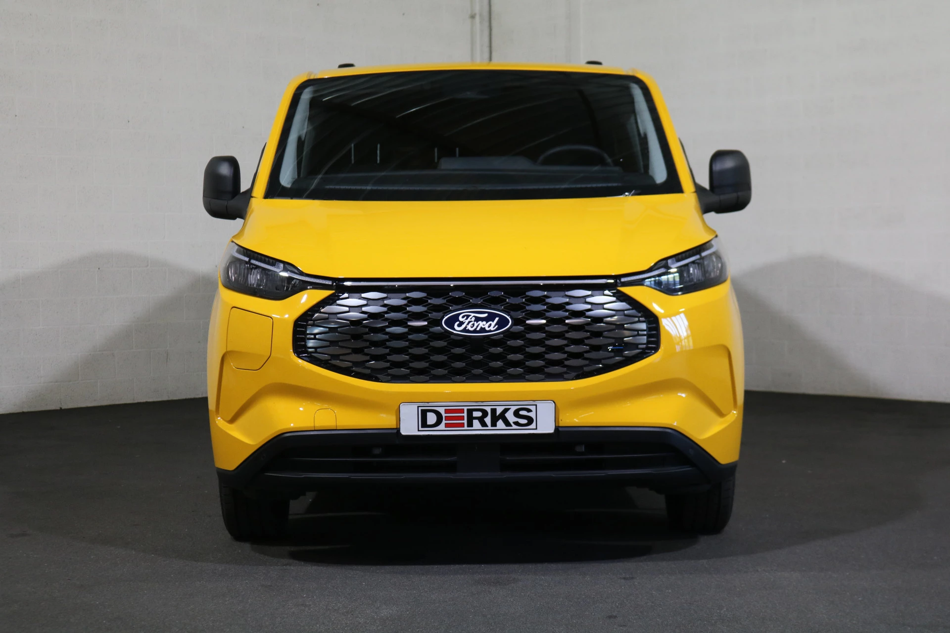 Hoofdafbeelding Ford E-Transit Custom