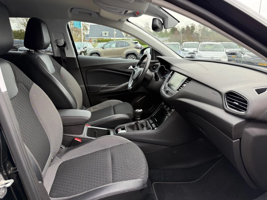 Hoofdafbeelding Opel Grandland X