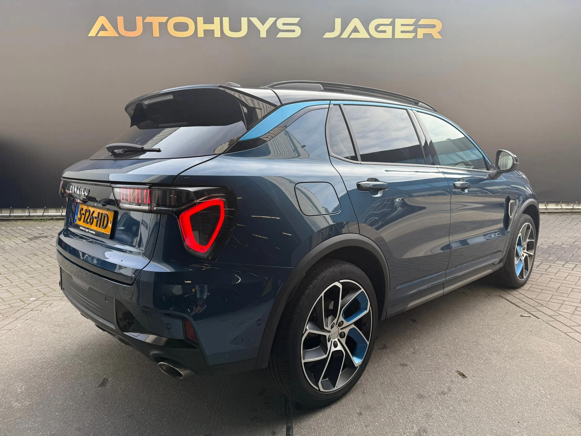 Hoofdafbeelding Lynk & Co 01