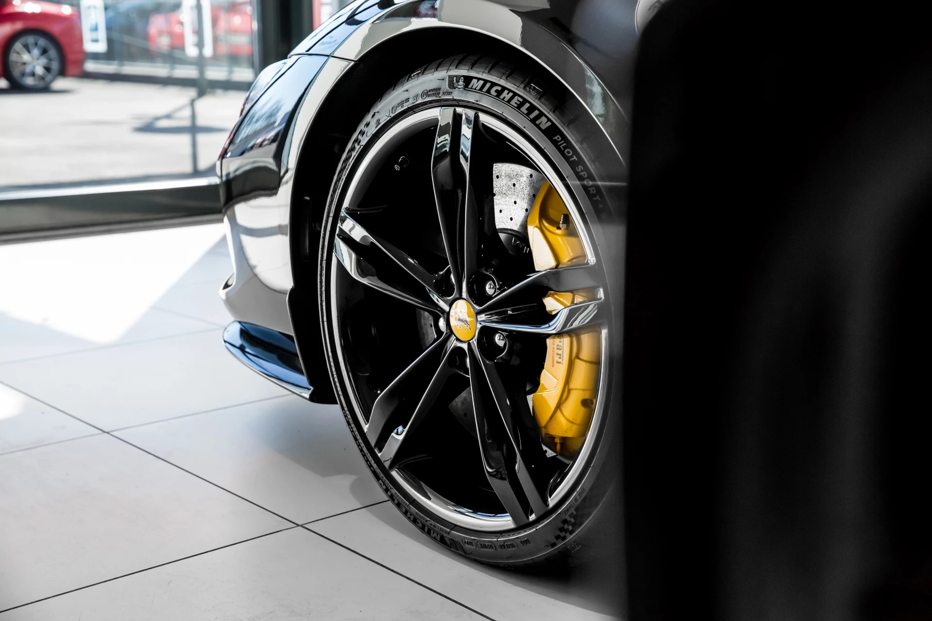 Hoofdafbeelding Ferrari 296