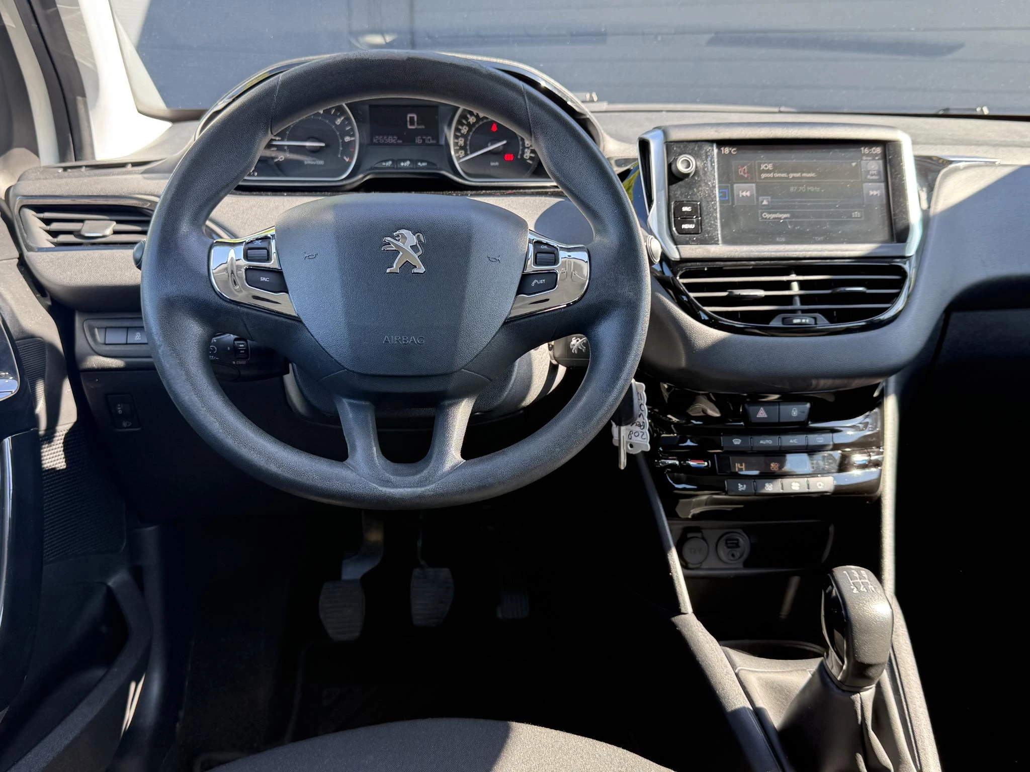 Hoofdafbeelding Peugeot 208