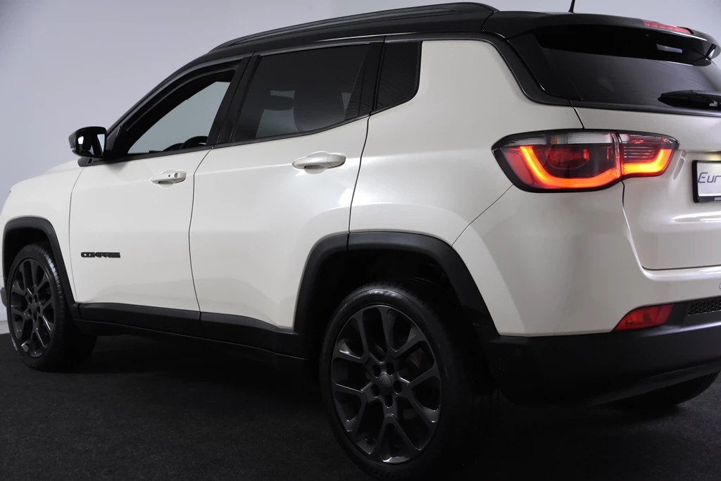 Hoofdafbeelding Jeep Compass