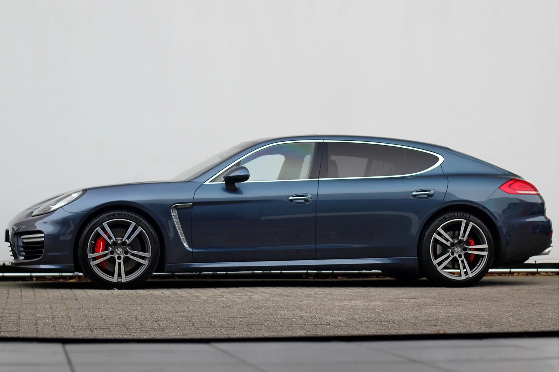 Hoofdafbeelding Porsche Panamera