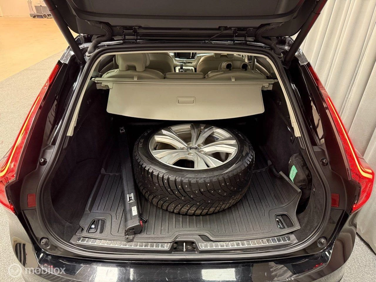 Hoofdafbeelding Volvo V90