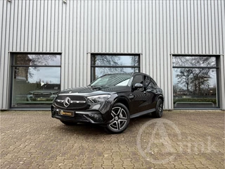 Hoofdafbeelding Mercedes-Benz GLC Mercedes-Benz GLC 300e 4MATIC AMG Line Premium Plus Pakket, Trekhaak, Panoramadak