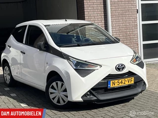 Hoofdafbeelding Toyota Aygo Toyota Aygo X-fun 1.0 BJ 2022, 1e eig, Airco, LED, BTW Auto!