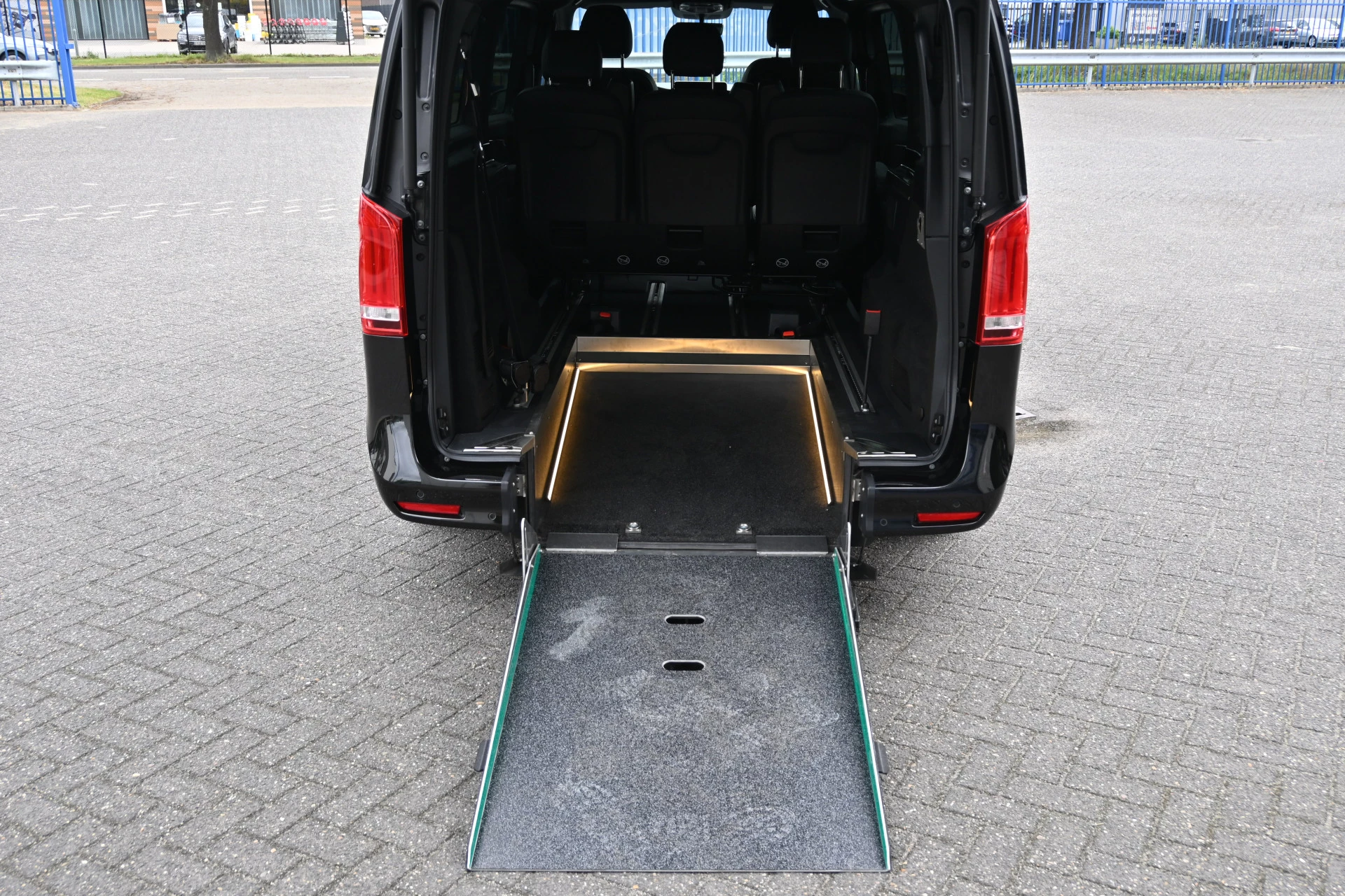 Hoofdafbeelding Mercedes-Benz EQV