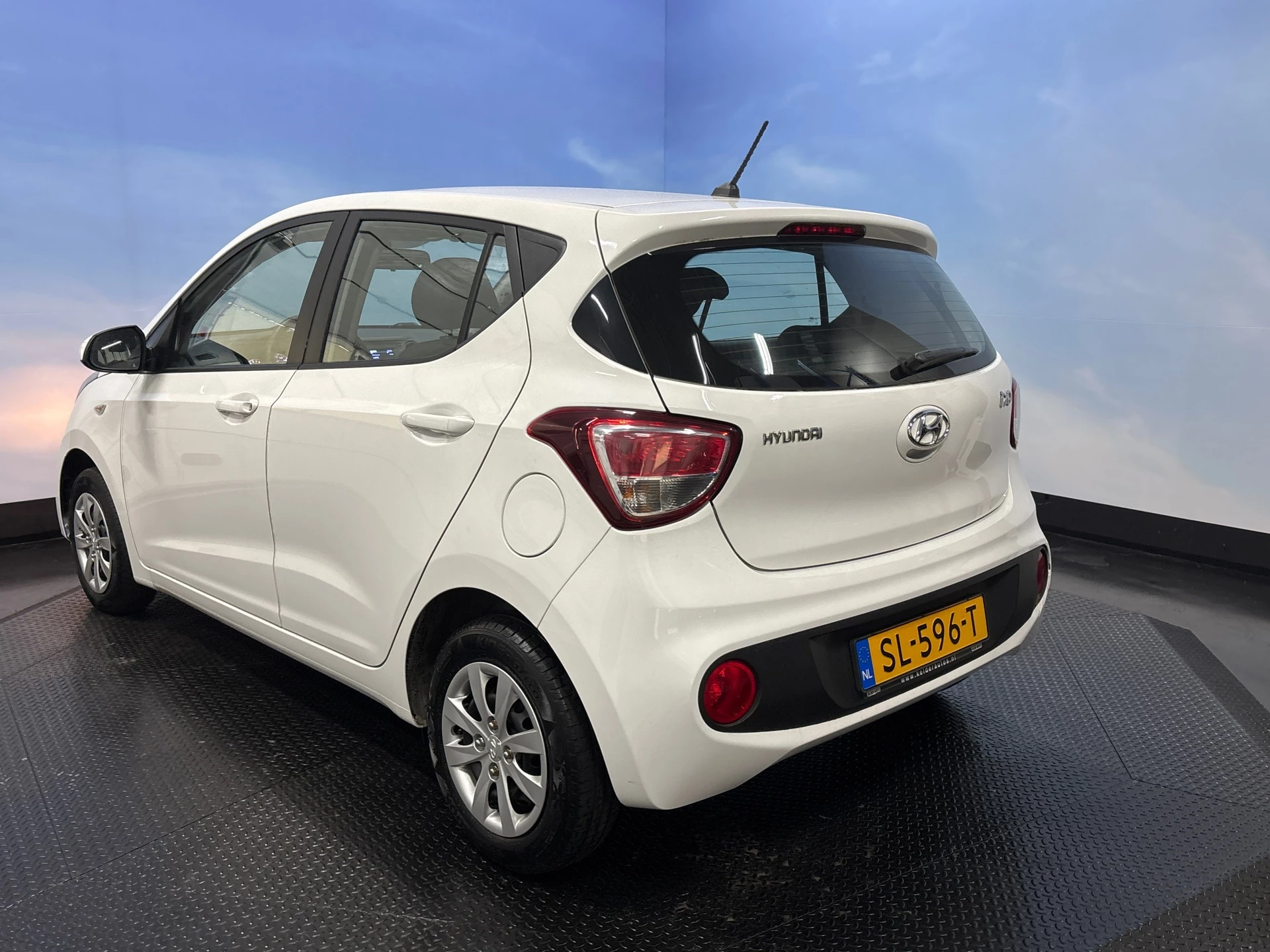 Hoofdafbeelding Hyundai i10