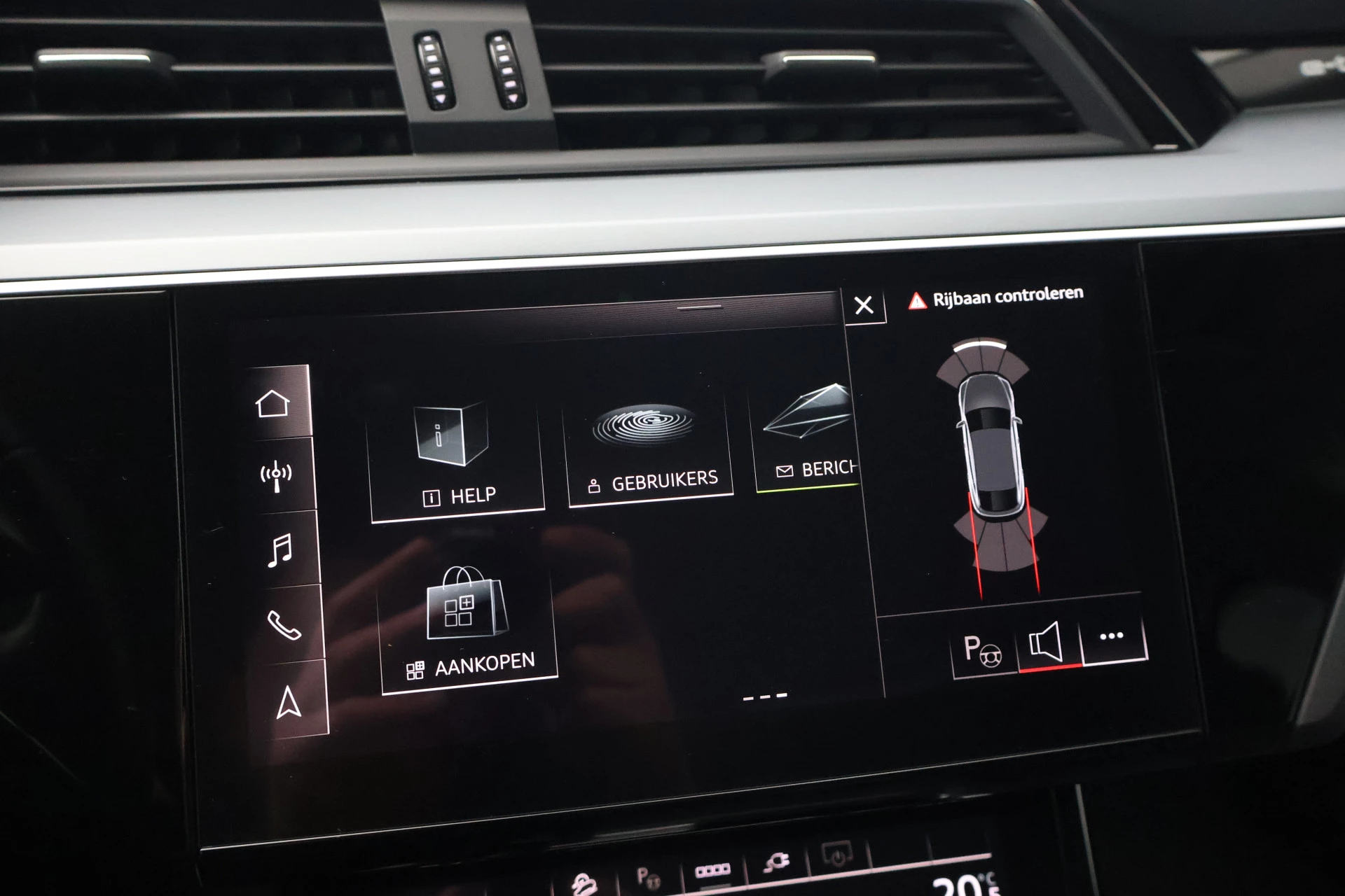 Hoofdafbeelding Audi e-tron