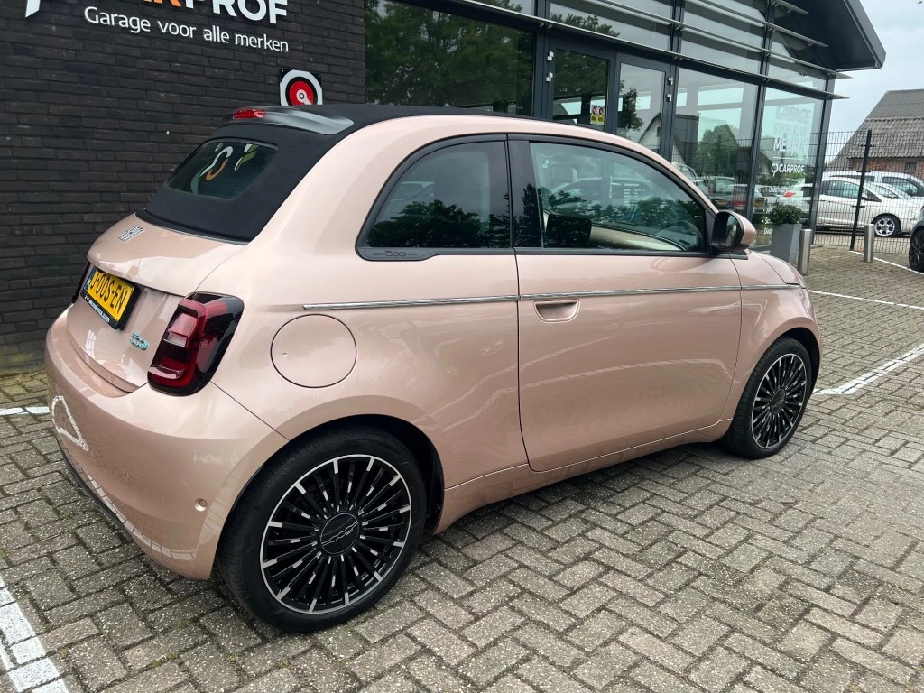 Hoofdafbeelding Fiat 500C
