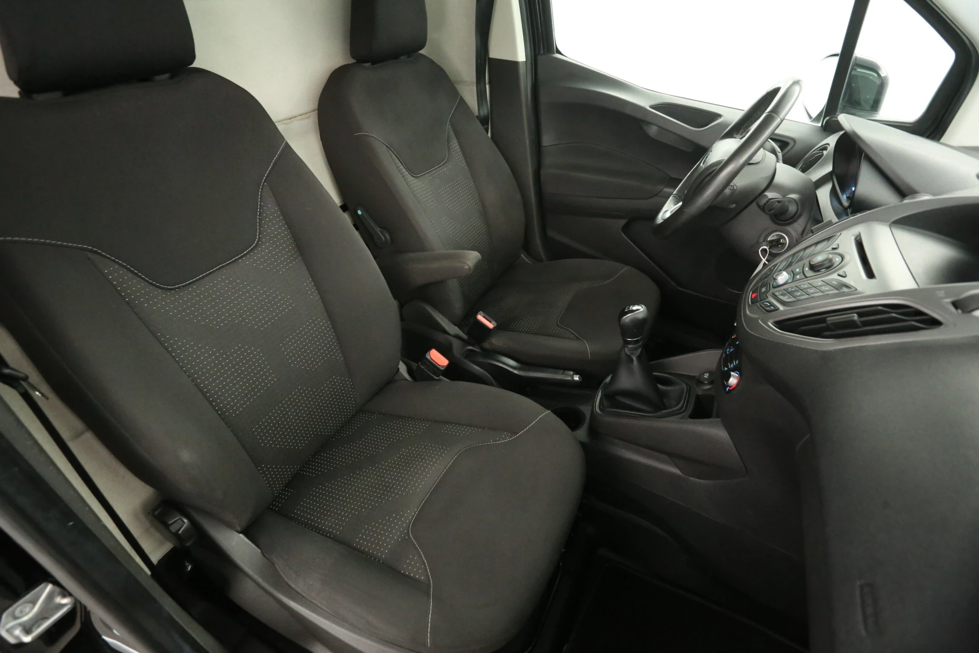 Hoofdafbeelding Ford Transit Courier