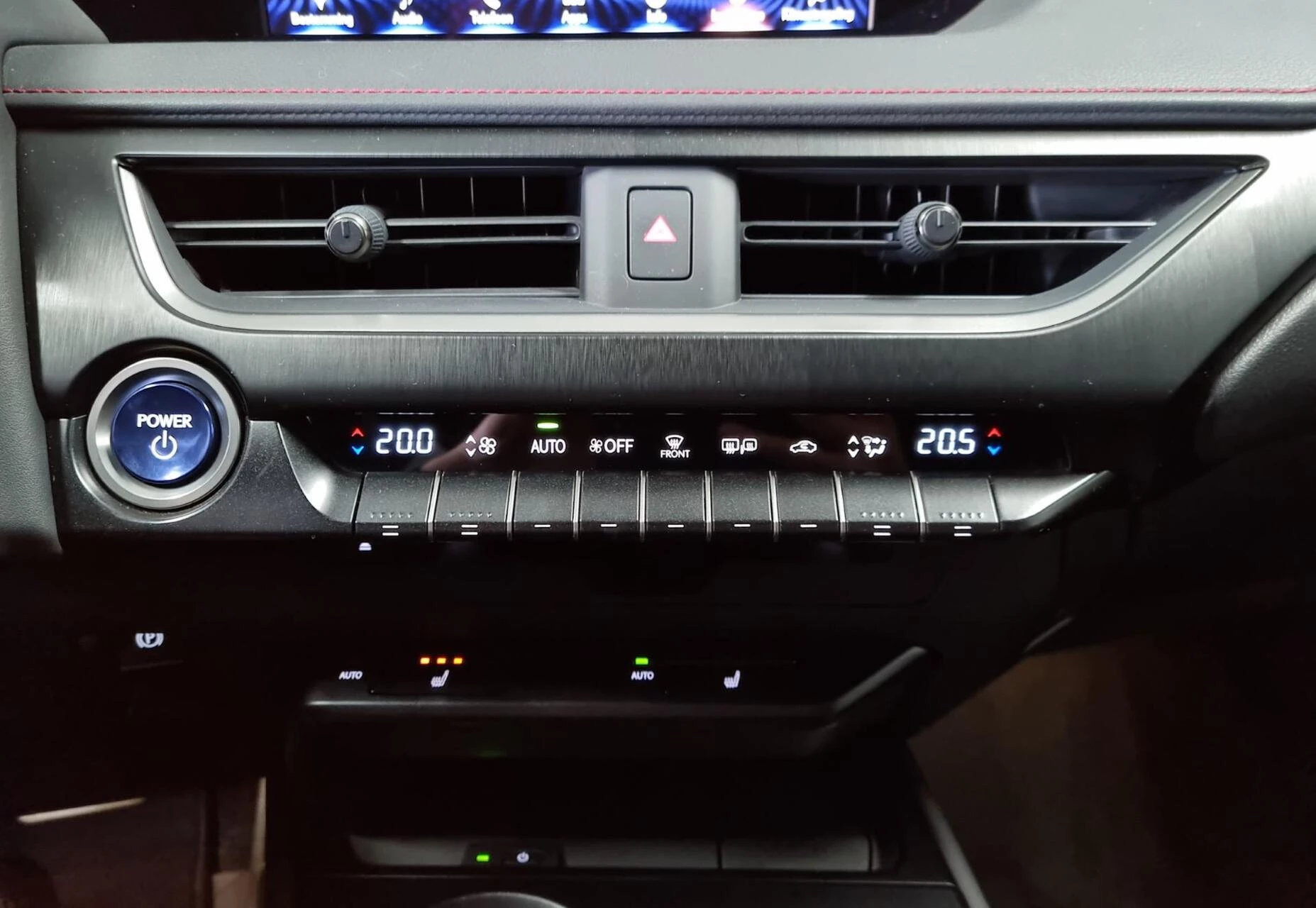 Hoofdafbeelding Lexus UX