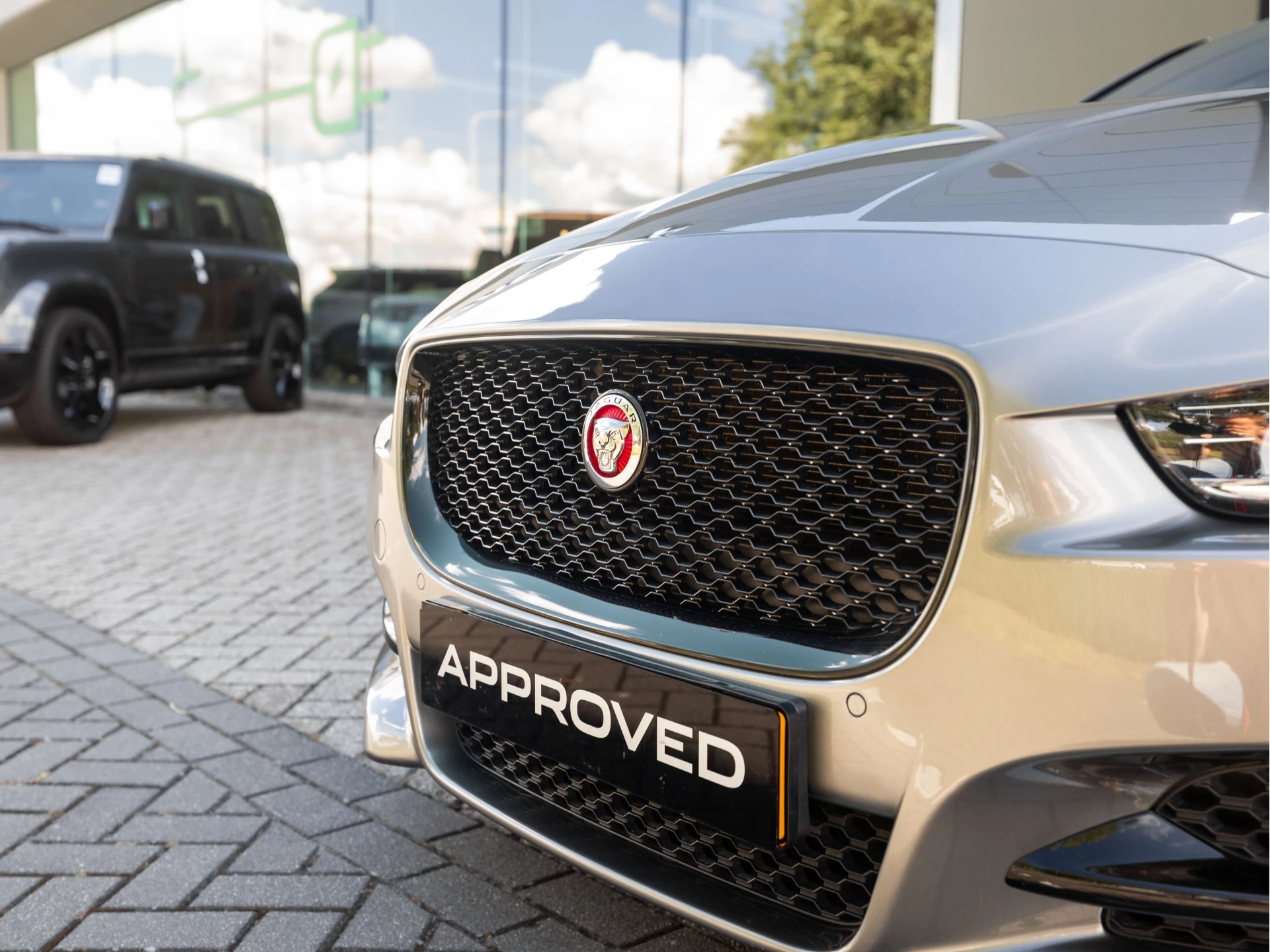 Hoofdafbeelding Jaguar XE