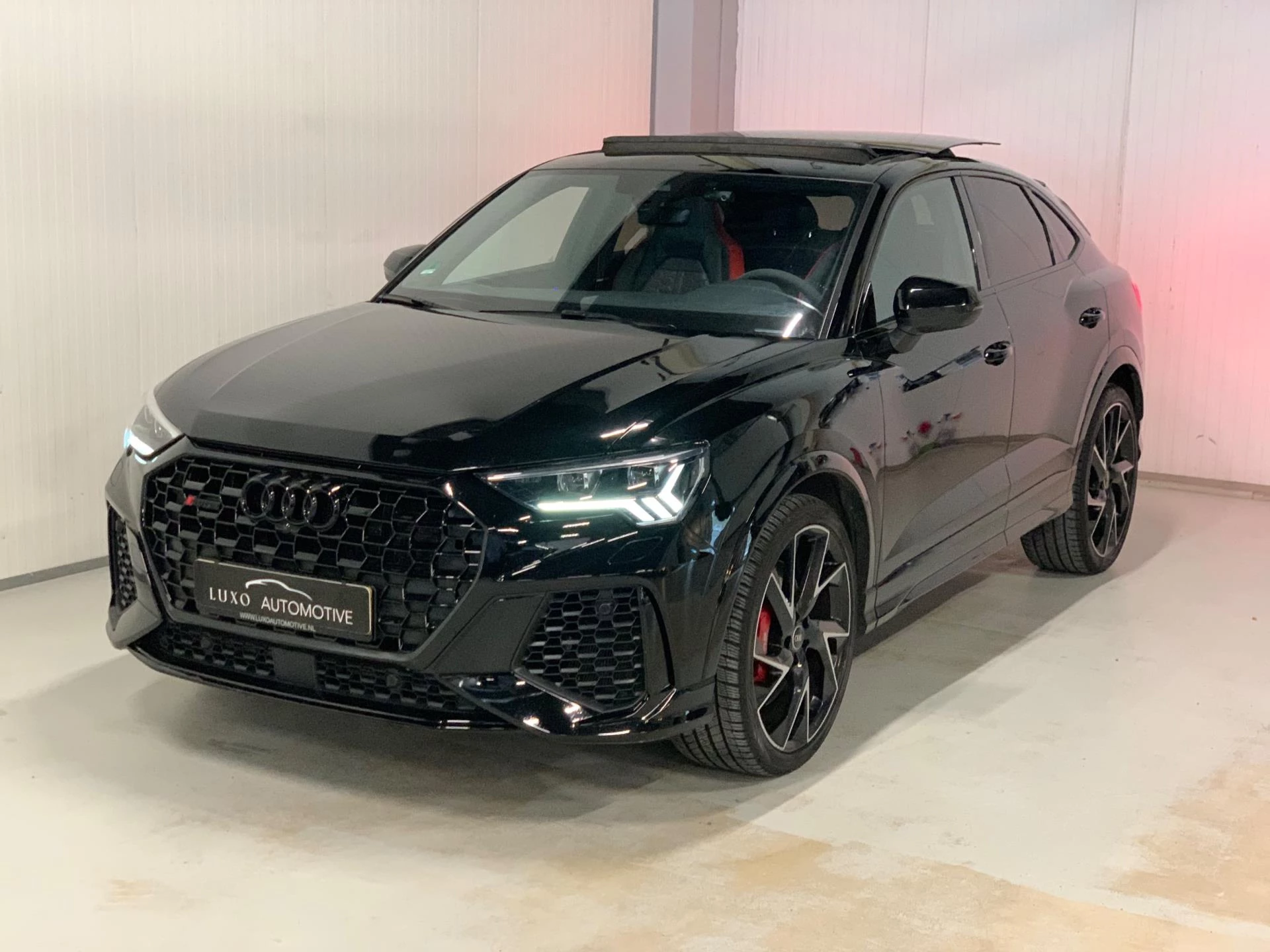 Hoofdafbeelding Audi RSQ3