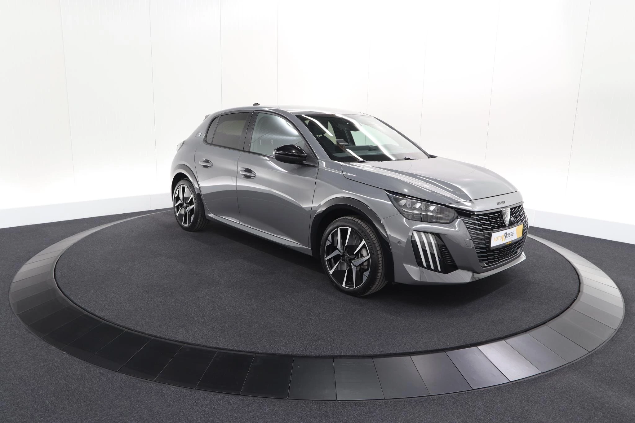 Hoofdafbeelding Peugeot e-208