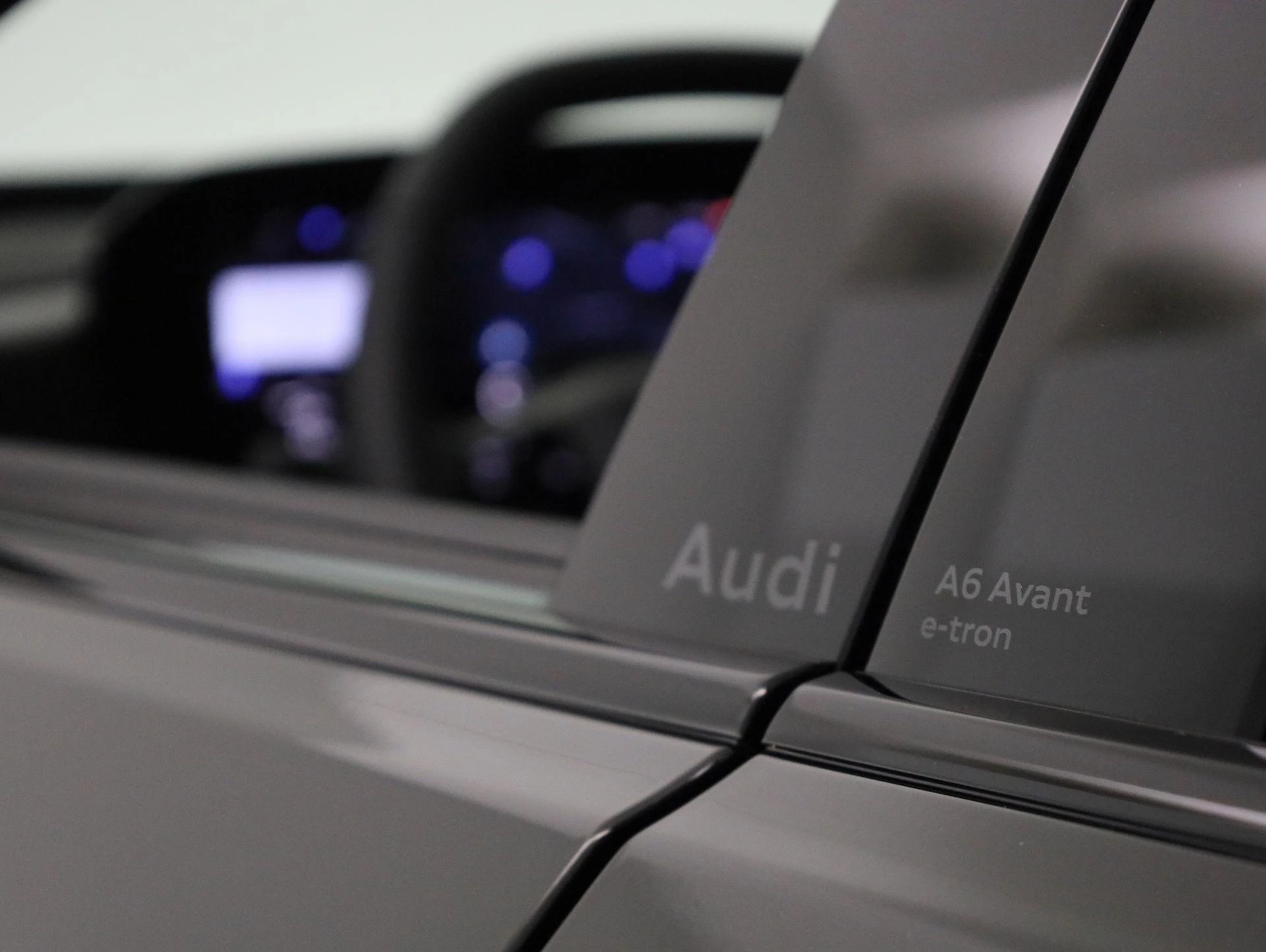 Hoofdafbeelding Audi A6 Avant e-tron