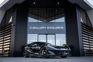 Hoofdafbeelding Ferrari 812 Superfast Ferrari 812 Superfast 6.5 V12 HELE - Racing seats l Passenger display l JBL