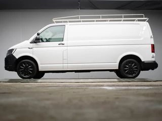 Volkswagen Transporter 2.0 TDI L2H1 Sport (NAVI,CLIMATE,CRUISE,PDC,TREKHAAK,IMPERIAL,BLUETOOTH,SPORTSTOELEN