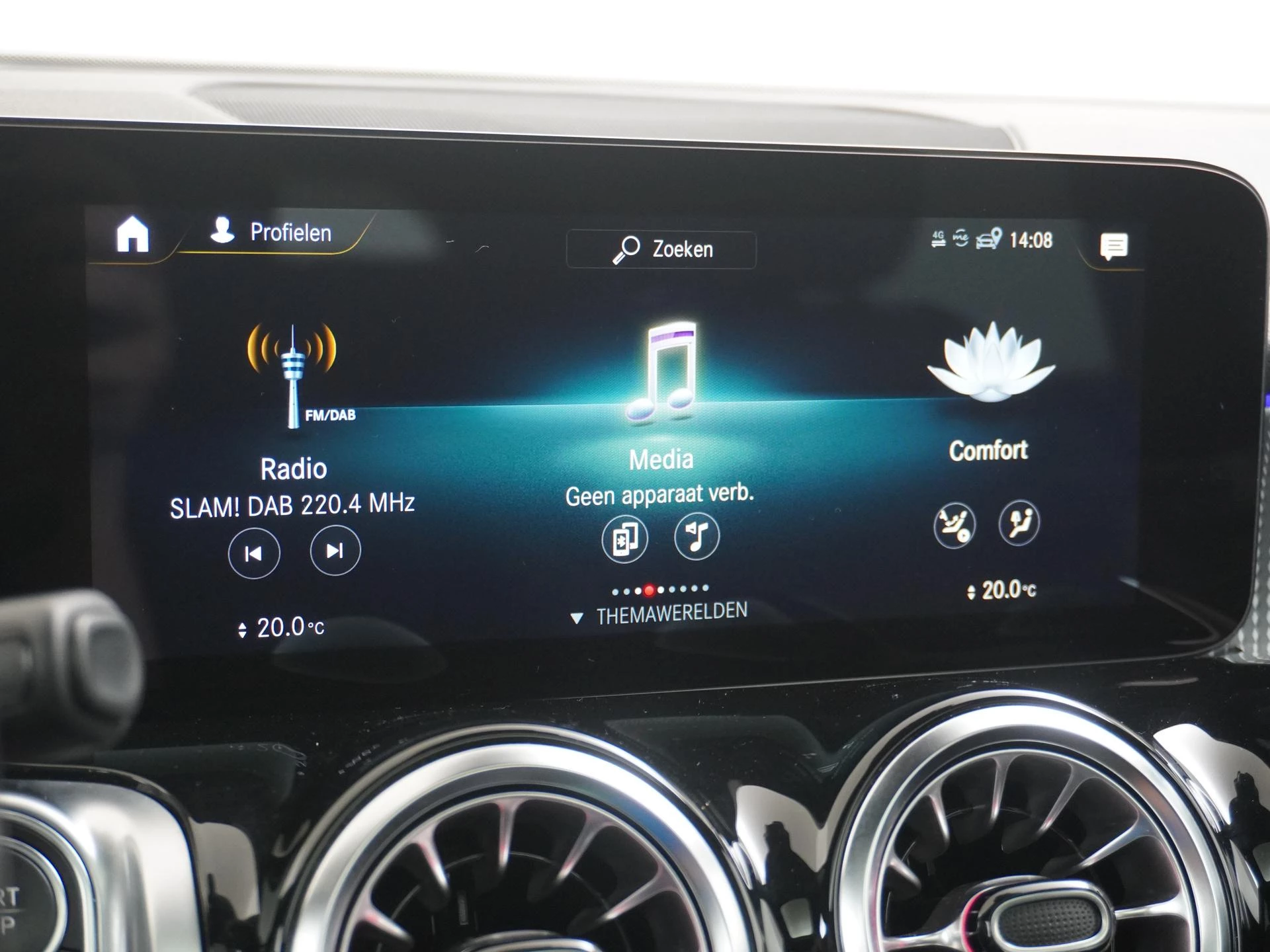 Hoofdafbeelding Mercedes-Benz EQB
